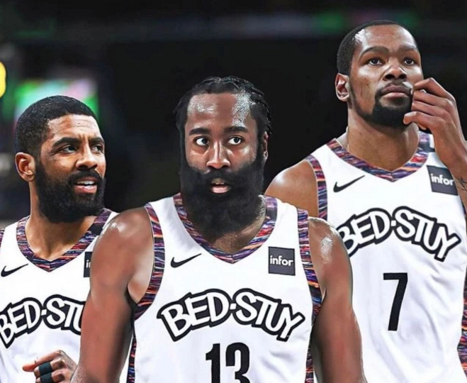  哈登降薪续约火箭，航天城剑指总冠军  