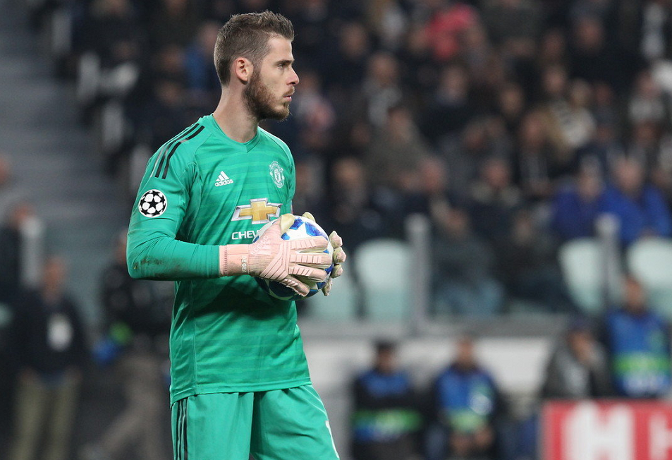  奥格斯堡门将神扑救主，力保球门不失擒狼堡  